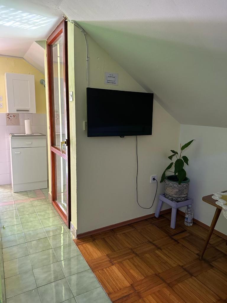 Apartments Bilic Βις Εξωτερικό φωτογραφία