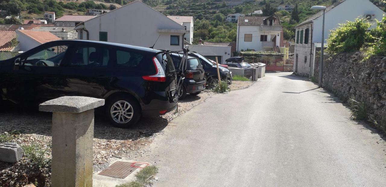 Apartments Bilic Βις Εξωτερικό φωτογραφία