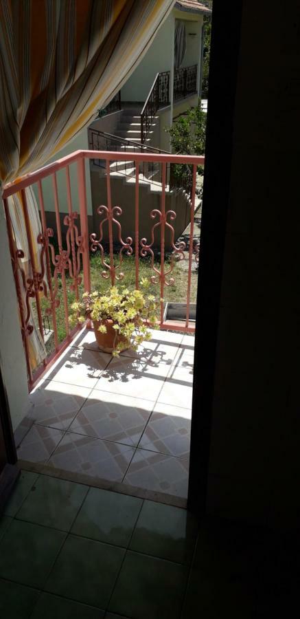 Apartments Bilic Βις Εξωτερικό φωτογραφία
